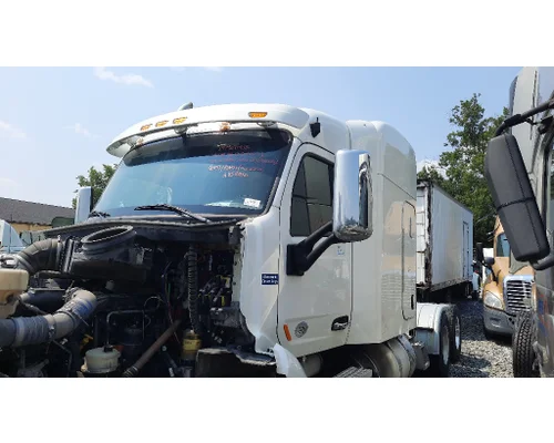 PETERBILT 579 CAB
