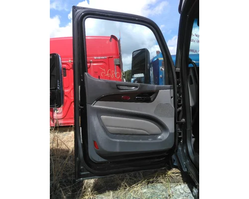 PETERBILT 579 CAB