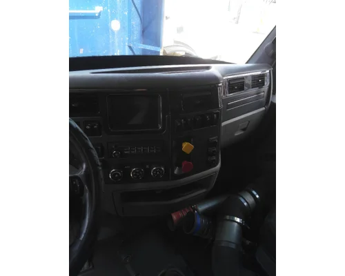 PETERBILT 579 CAB