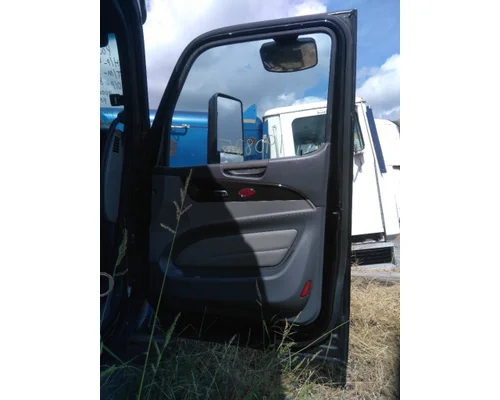 PETERBILT 579 CAB
