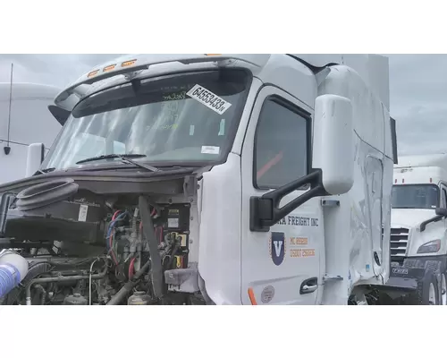 PETERBILT 579 CAB