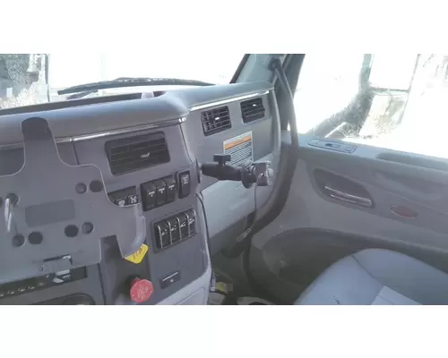 PETERBILT 579 CAB