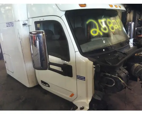 PETERBILT 579 CAB