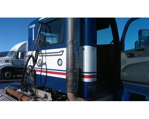 PETERBILT 579 CAB