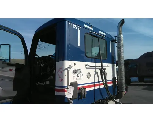 PETERBILT 579 CAB