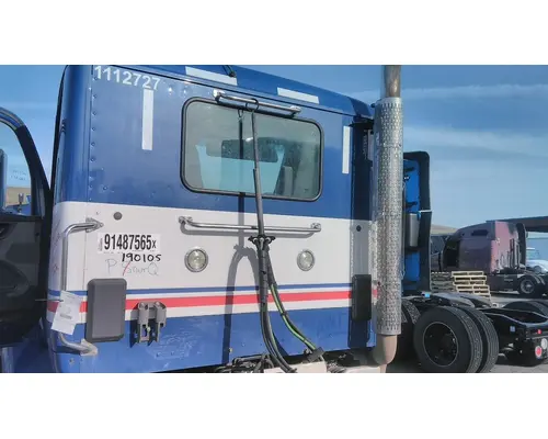 PETERBILT 579 CAB