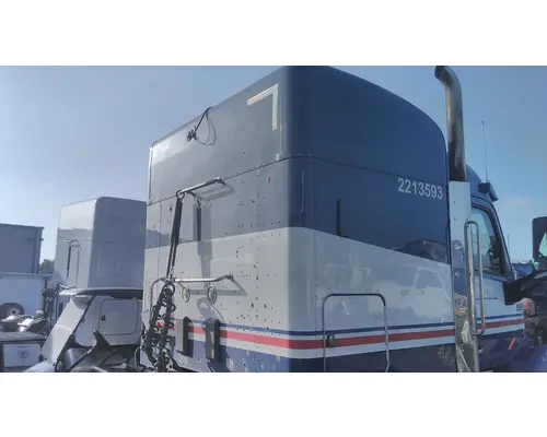 PETERBILT 579 CAB