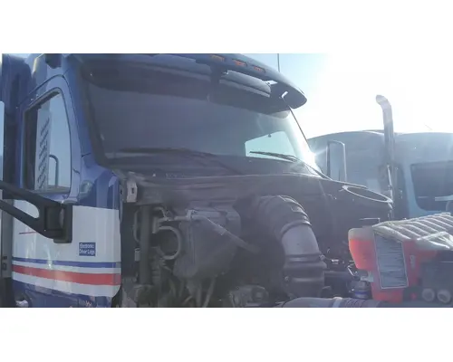 PETERBILT 579 CAB