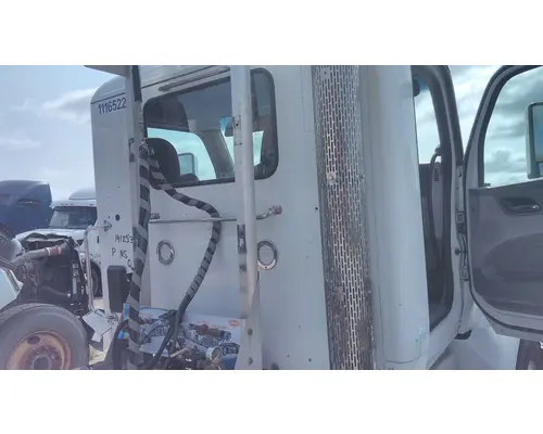 PETERBILT 579 CAB