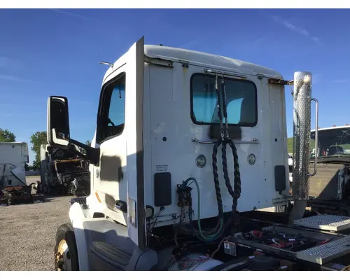 PETERBILT 579 CAB