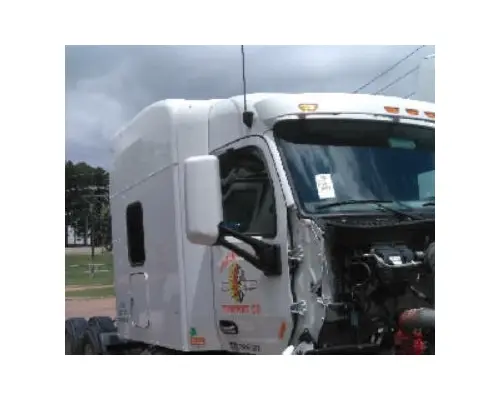 PETERBILT 579 CAB