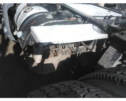 PETERBILT 579 CHAIN HANGER