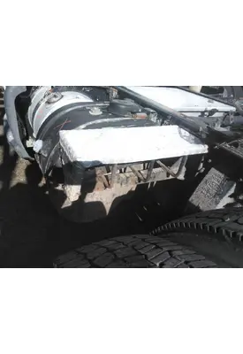 PETERBILT 579 CHAIN HANGER