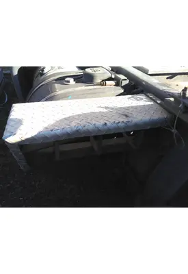 PETERBILT 579 CHAIN HANGER