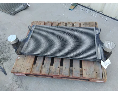 PETERBILT 579 CHARGE AIR COOLER (ATAAC)