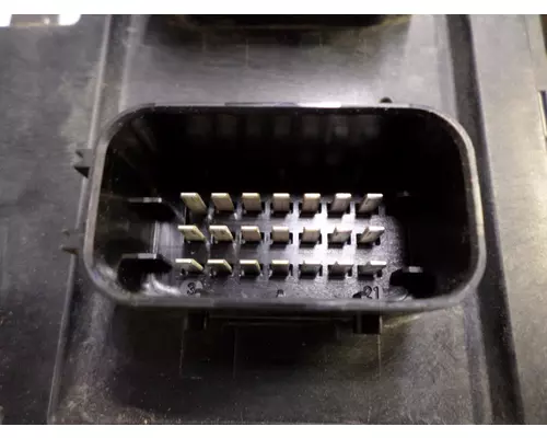 PETERBILT 579 CHASSIS CONTROL MODULE (CCM)