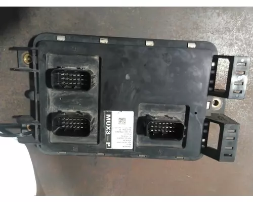 PETERBILT 579 CHASSIS CONTROL MODULE (CCM)