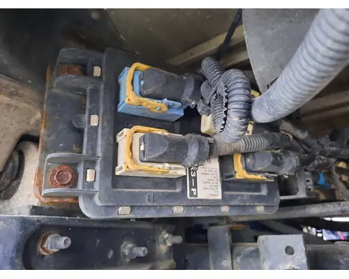 PETERBILT 579 CHASSIS CONTROL MODULE (CCM)