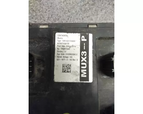 PETERBILT 579 CHASSIS CONTROL MODULE (CCM)