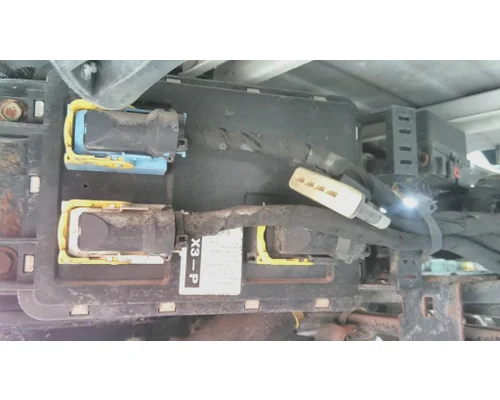 PETERBILT 579 CHASSIS CONTROL MODULE (CCM)