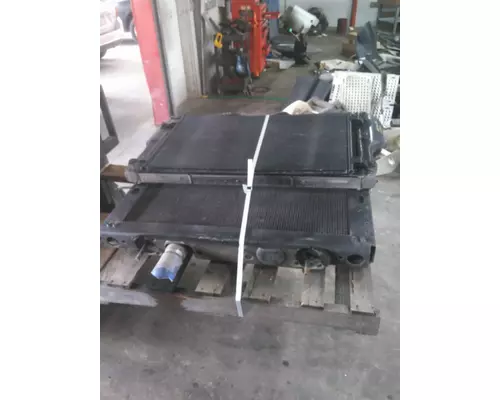 PETERBILT 579 COOLING ASSEMBLY (RAD, COND, ATAAC)