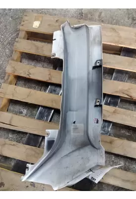 PETERBILT 579 COWL