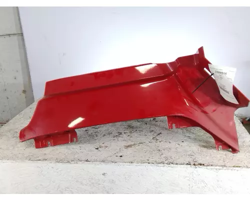 PETERBILT 579 COWL