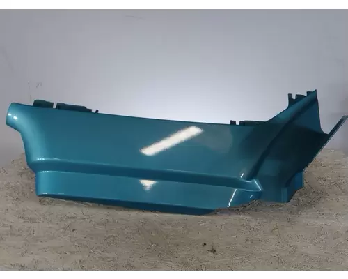 PETERBILT 579 COWL