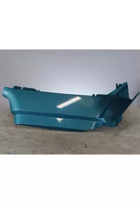 PETERBILT 579 COWL
