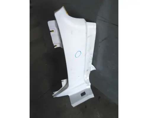 PETERBILT 579 COWL