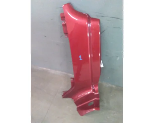 PETERBILT 579 COWL