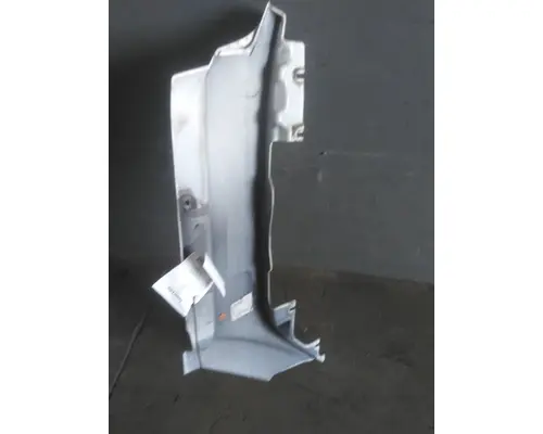 PETERBILT 579 COWL