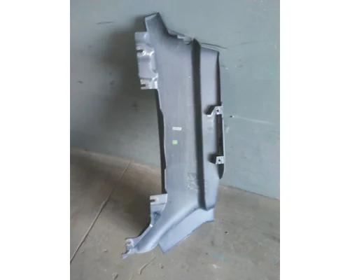 PETERBILT 579 COWL