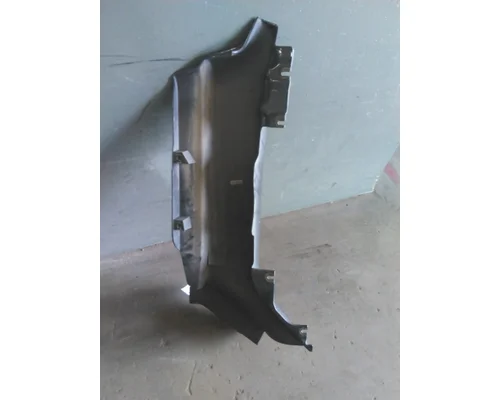 PETERBILT 579 COWL