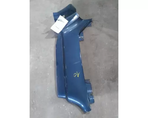 PETERBILT 579 COWL