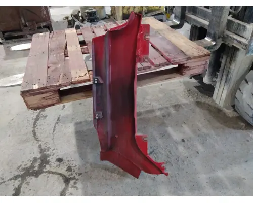 PETERBILT 579 COWL