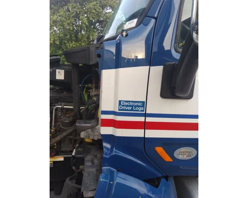 PETERBILT 579 COWL