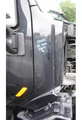 PETERBILT 579 COWL