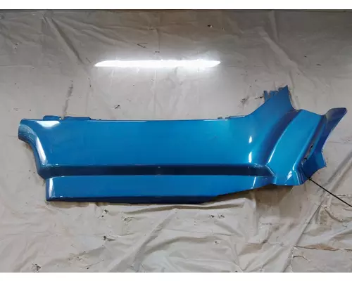 PETERBILT 579 COWL