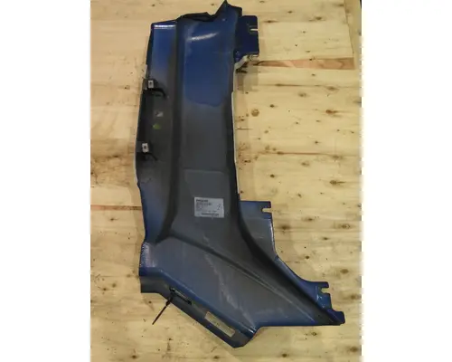 PETERBILT 579 COWL