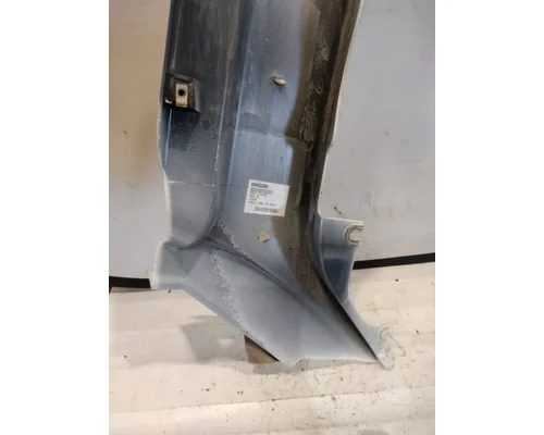 PETERBILT 579 COWL