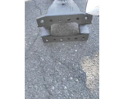 PETERBILT 579 CROSSMEMBER