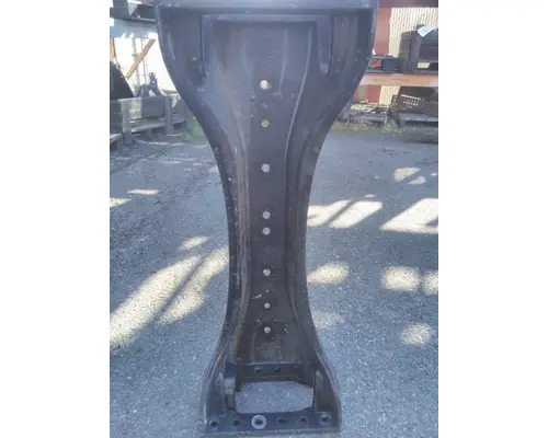 PETERBILT 579 CROSSMEMBER