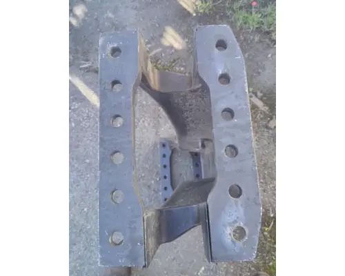 PETERBILT 579 CROSSMEMBER