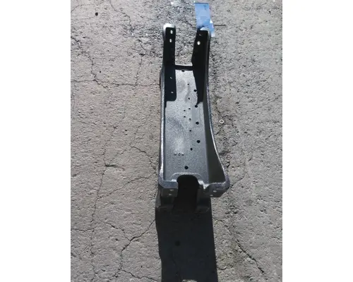 PETERBILT 579 CROSSMEMBER