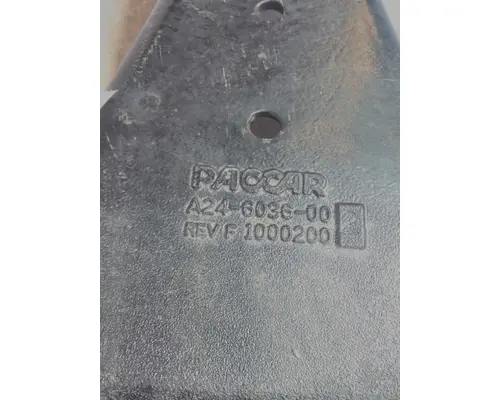 PETERBILT 579 CROSSMEMBER