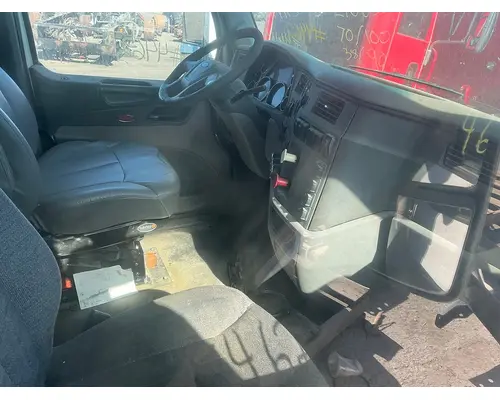 PETERBILT 579 Cab Assembly