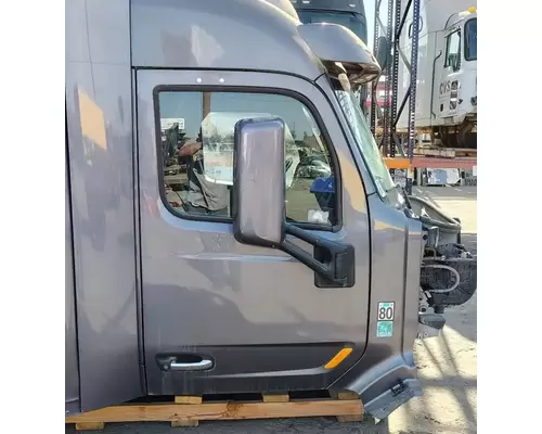 PETERBILT 579 Cab Assembly