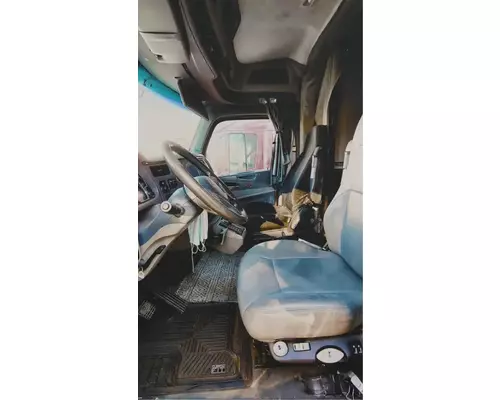 PETERBILT 579 Cab Assembly