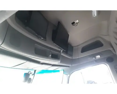 PETERBILT 579 Cab Assembly